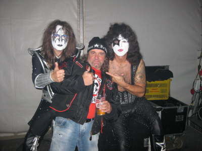Kiss (16)